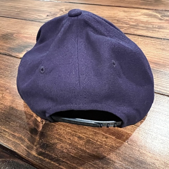 New York Yankees Men flat bill cap hat, EUC, baseball, major league MLB, sports - Picture 4 of 6